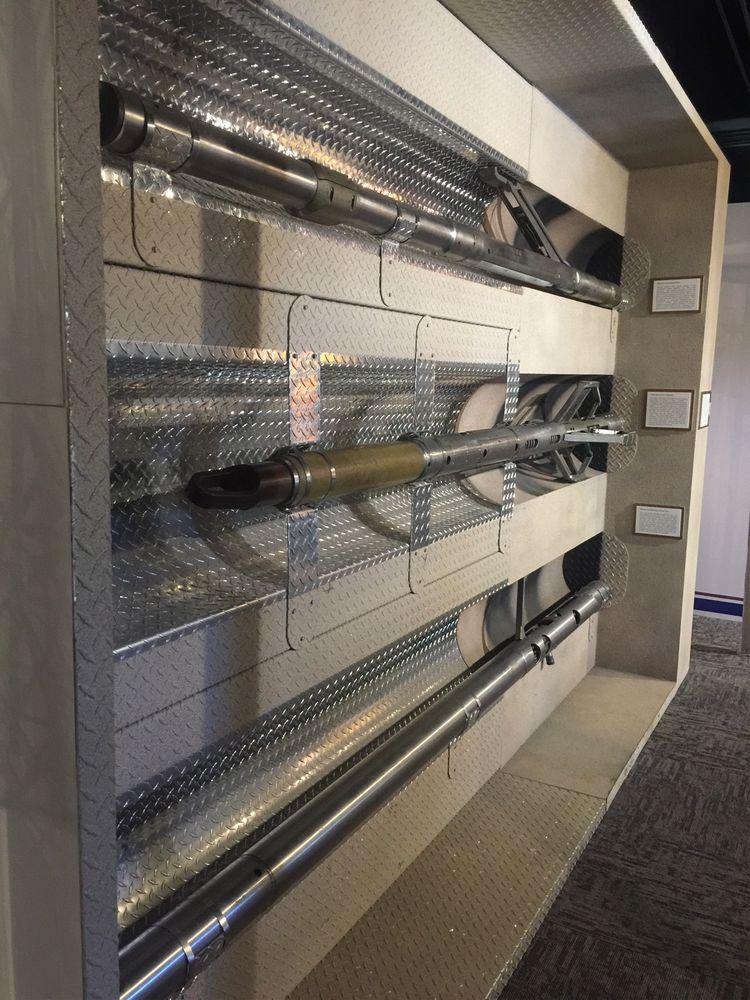 模擬采油勘探鉆井的：鉆具擴孔器！