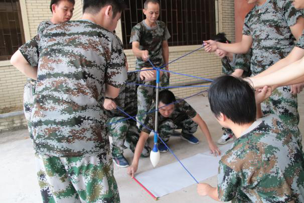 東晟人團隊在玩神筆馬良游戲