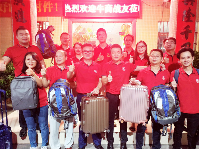 東晟密封喜迎牛商戰友走訪考察